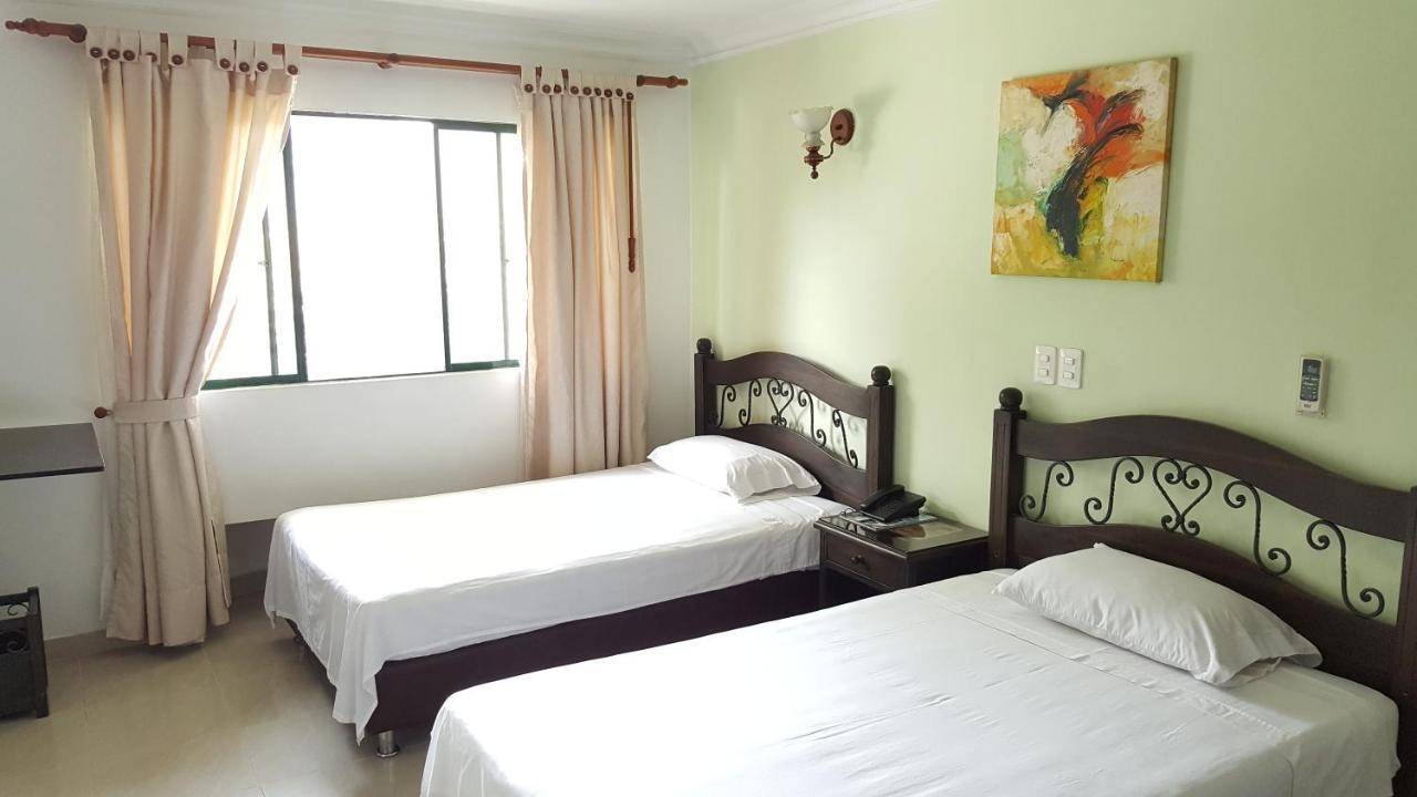 Hotel Palmera Real Букараманга Экстерьер фото